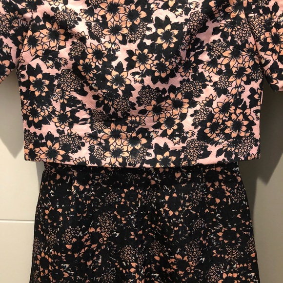 Floral Romper - Picture 5 of 6